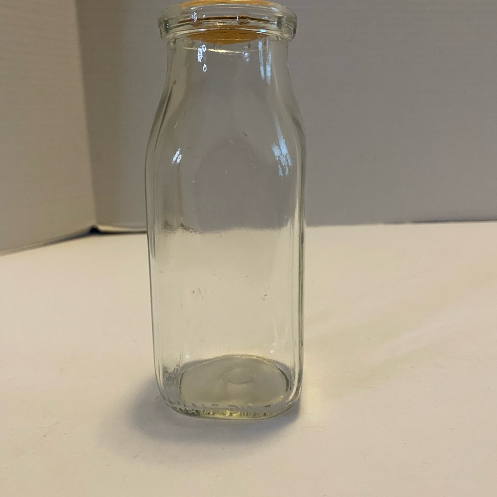 Vintage Clear  Glass Milk Bottle From City Creamy Half Pint With Lid Collectible